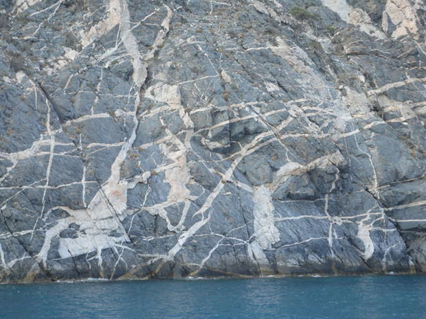 «Της γριάς τα πανιά»